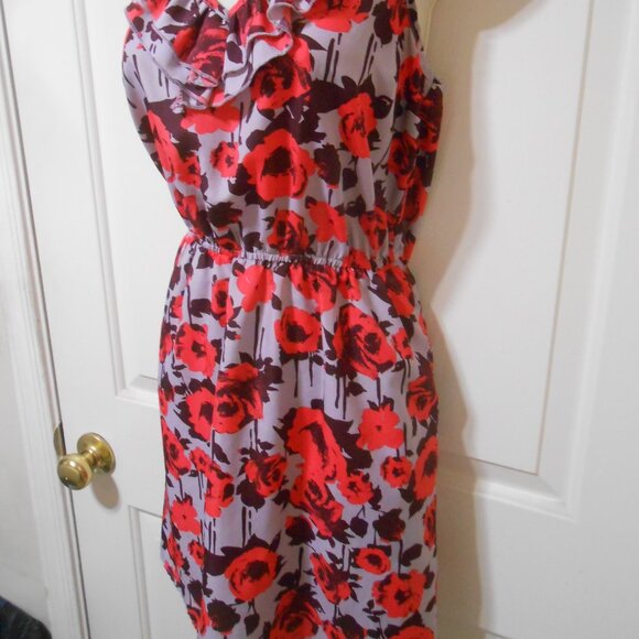 love, Fire Red and Purple Floral Backless Dress - Picture 7 of 13